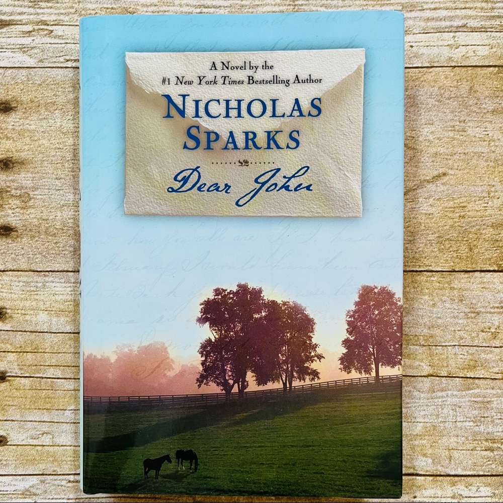 Dear John by Nicholas Sparks - Hardcover